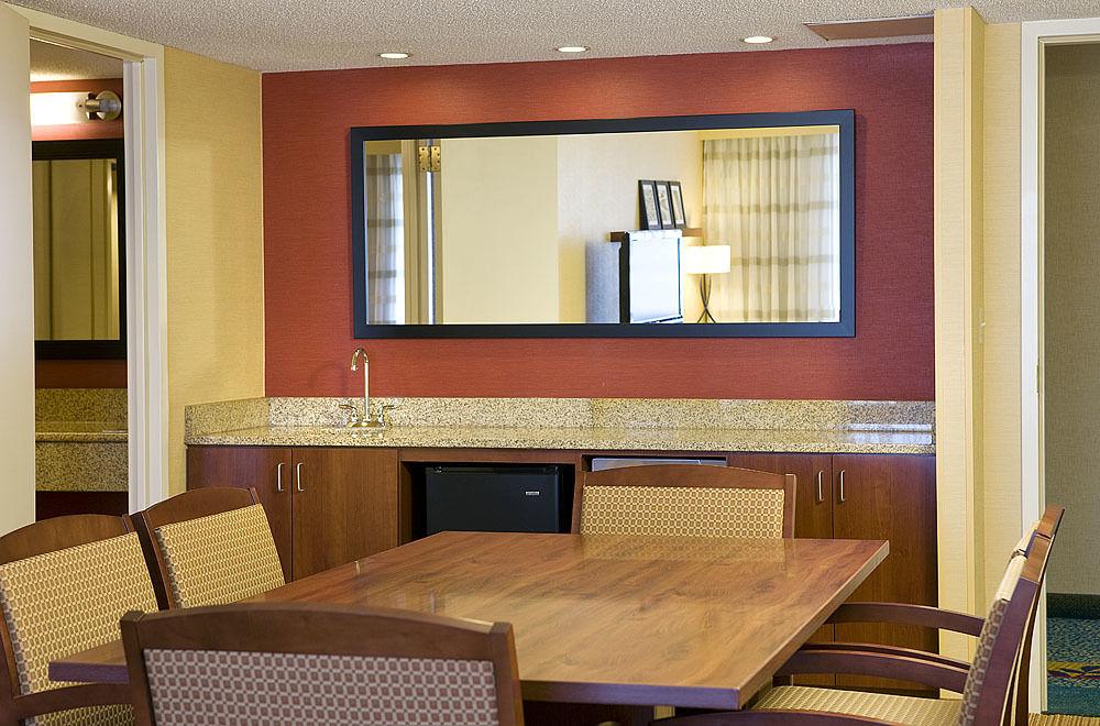 Courtyard By Marriott Denver Airport Zewnętrze zdjęcie